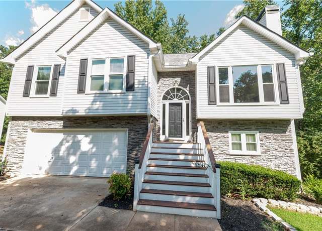 Property at 7030 Wessex Way, Cumming, GA 30028, 3 beds, 3 baths