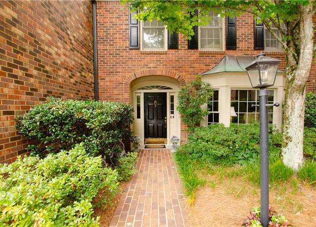 Property at 3081 Howell Mill Rd NW #3, Atlanta, GA 30327, 3 beds, 2.5 baths