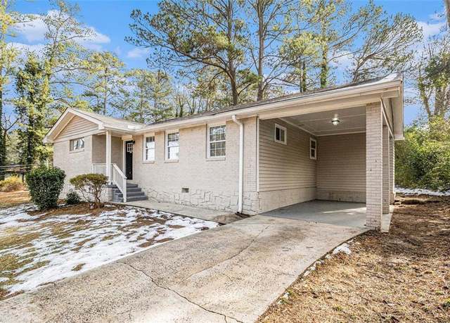 Property at 3395 Springlake Dr, Decatur, GA 30032, 4 beds, 1.5 baths