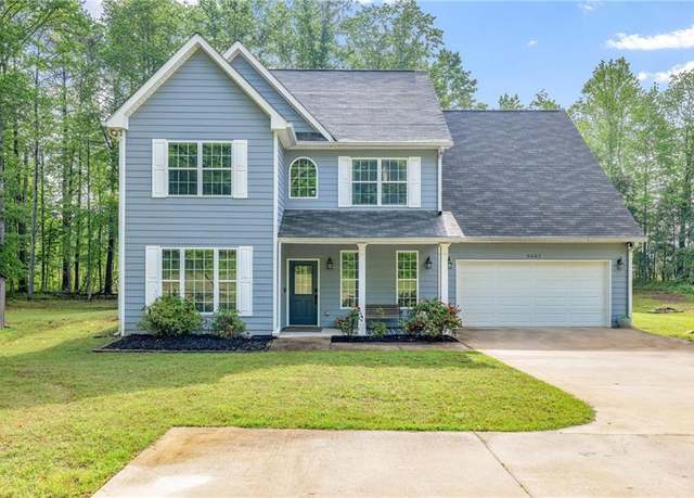 Property at 5652 Burruss Rd, Cumming, GA 30028, 3 beds, 2.5 baths