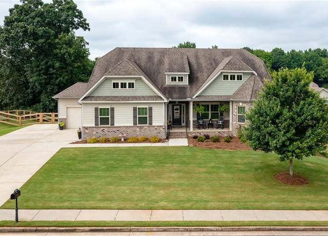 Property at 8325 Post Oak Ln, Gainesville, GA 30506, 5 beds, 4.5 baths