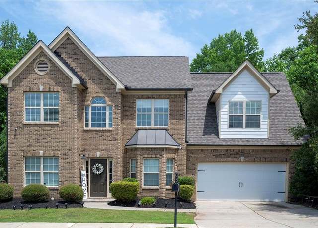 Property at 6813 Grand Hickory Dr, Braselton, GA 30517, 5 beds, 2.5 baths