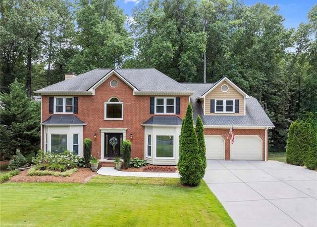 Property at 2860 Landing Dr, Marietta, GA 30066, 6 beds, 3.5 baths