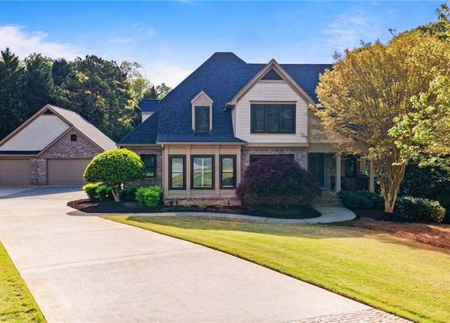 Property at 7625 Yacht Club Dr, Cumming, GA 30041, 5 beds, 4 baths