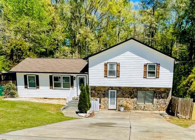 Property at 1939 Suwanee Valley Rd, Lawrenceville, GA 30043, 4 beds, 2.5 baths