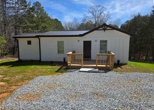 Property at 4064 Post Rd, Winston, GA 30187, 3 beds, 2 baths