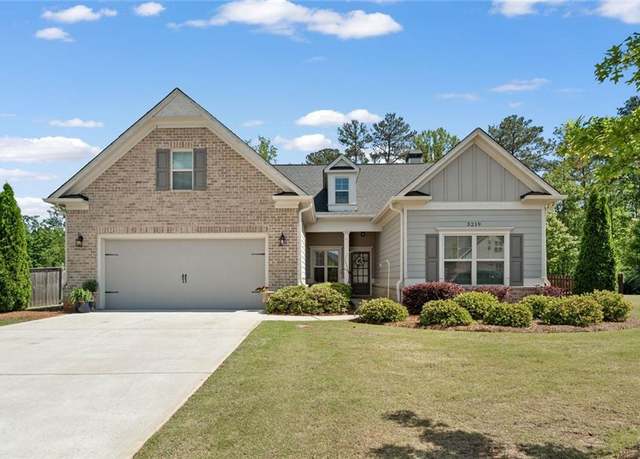 Property at 3219 Blackshear Dr, Marietta, GA 30060, 4 beds, 3.5 baths
