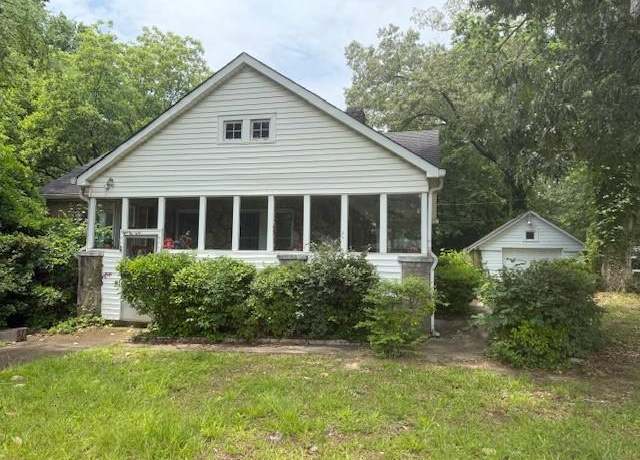 Property at 602 Hamilton Holmes Dr, Atlanta, GA 30318, 5 beds, 5 baths