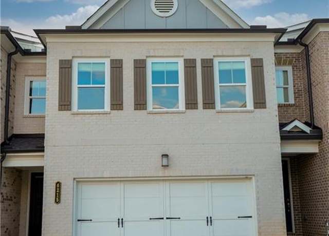 Property at 6215 Merrill View Ln, Alpharetta, GA 30004, 3 beds, 2.5 baths