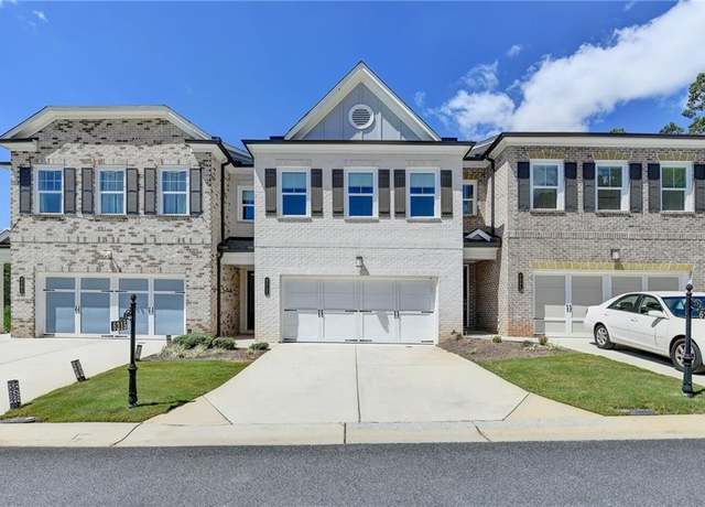 Property at 6215 Merrill View Ln, Alpharetta, GA 30004, 3 beds, 2.5 baths