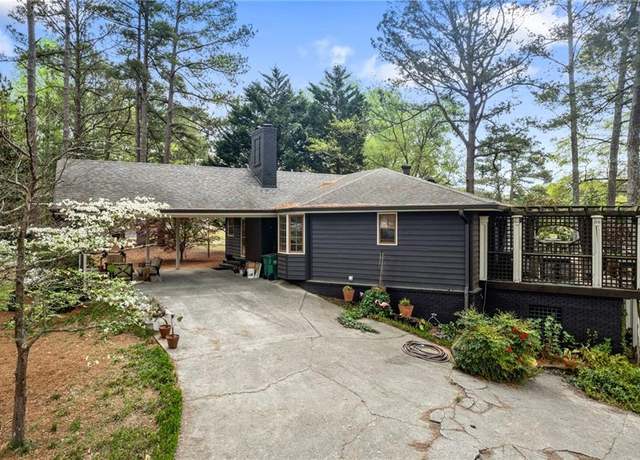 Property at 8711 Smith James Rd, Snellville, GA 30039, 4 beds, 3 baths