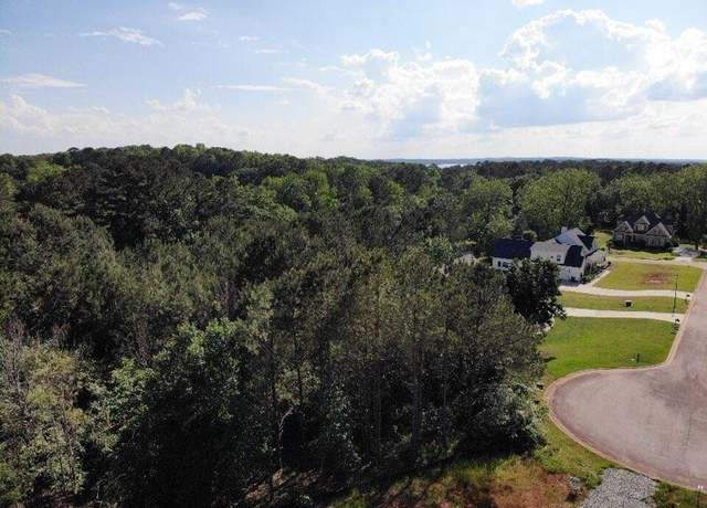 Property at 104 Landings Way, Lagrange, GA 30240