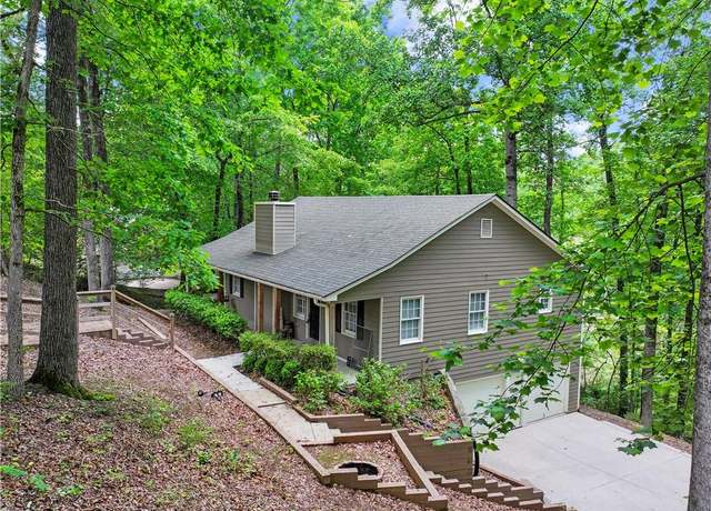 Property at 307 Robertson Rd, Dawsonville, GA 30534, 4 beds, 2 baths