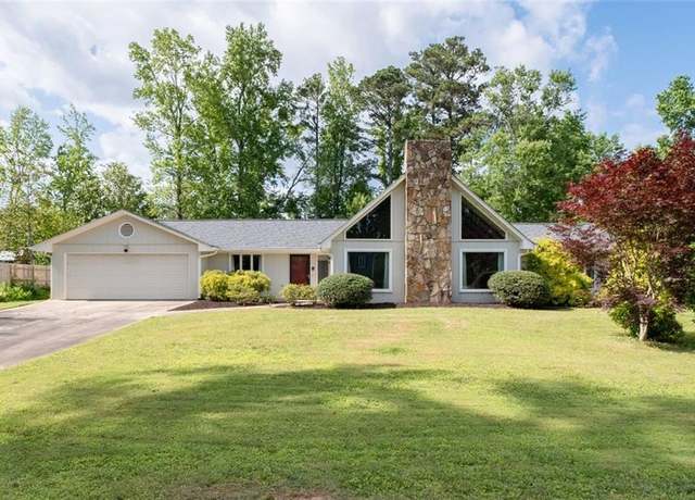Property at 297 Northgate Trce, Roswell, GA 30075, 3 beds, 3 baths