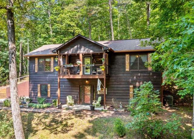 Property at 100 Julep Cir, Ellijay, GA 30540, 2 beds, 2.5 baths