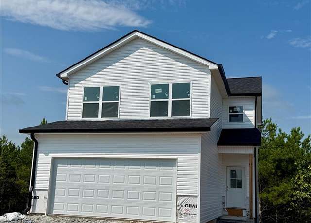 Property at 742 Riverside Dr NW, Calhoun, GA 30701, 3 beds, 2.5 baths