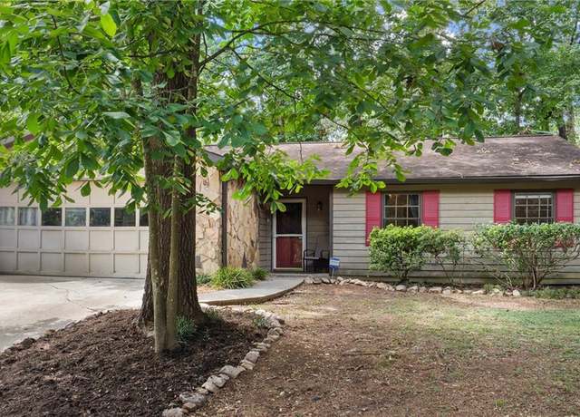 Property at 573 Fieldstream Way, Lawrenceville, GA 30044, 3 beds, 2 baths