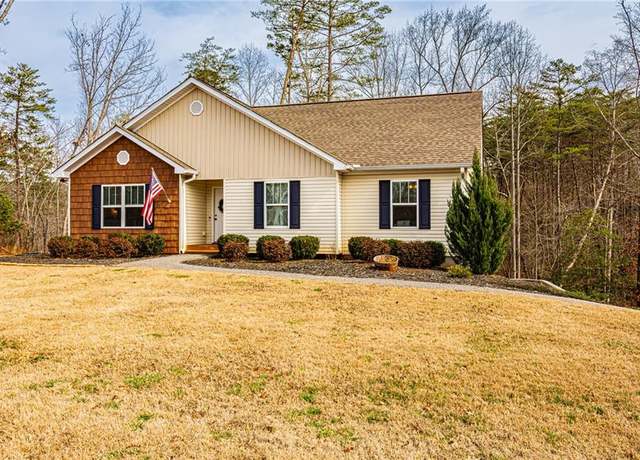 Property at 350 Brookwoods Ln, Dahlonega, GA 30533, 3 beds, 2 baths