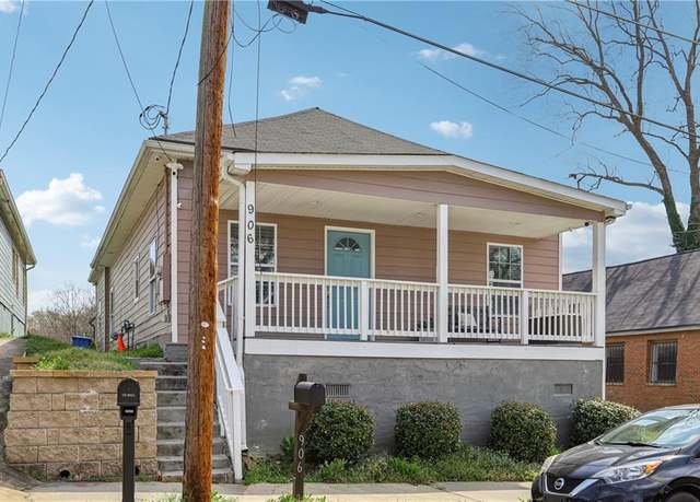 Property at 906 Sims St SW, Atlanta, GA 30603, 3 beds, 2 baths