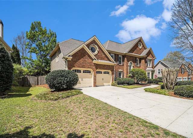 Property at 5222 Camden Lake Pkwy NW, Acworth, GA 30101, 5 beds, 3.5 baths