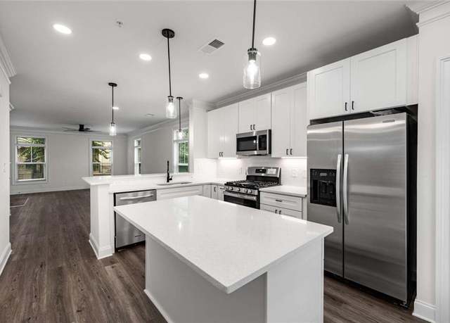 Property at 1172 Lavista Cir NE, Atlanta, GA 30324, 2 beds, 2 baths