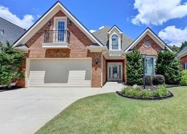 Property at 1850 Glenhurst Dr, Snellville, GA 30078, 3 beds, 3 baths