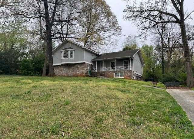 Property at 4447 Lake Breeze Dr, Stone Mountain, GA 30083, 4 beds, 3 baths