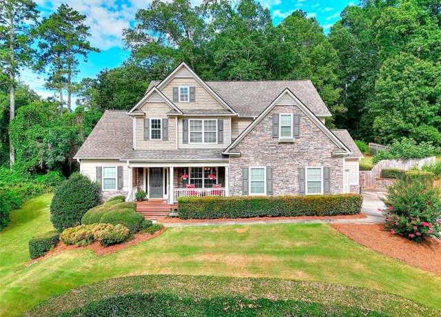Property at 2524 Lois Ct, Loganville, GA 30052, 5 beds, 3.5 baths