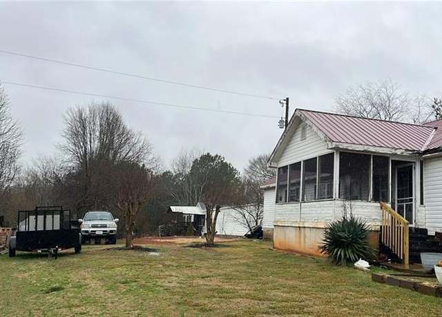 Property at 3680 Castleberry Rd, Cumming, GA 30040, 3 beds, 1 bath