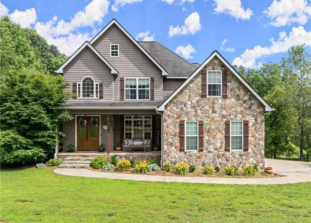 Property at 152 Grand View Dr, Cleveland, GA 30528, 5 beds, 3 baths