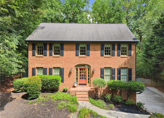 Property at 4484 Windsor Trce, Marietta, GA 30066, 4 beds, 2.5 baths