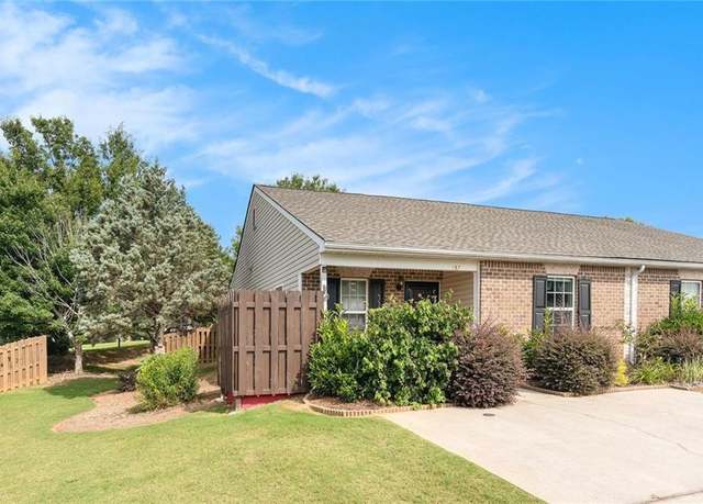 Property at 1572 Louise Anderson Dr, Griffin, GA 30224, 2 beds, 2 baths