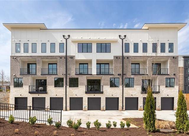 Property at 7110 Summit Pl, Alpharetta, GA 30009, 2 beds, 2.5 baths