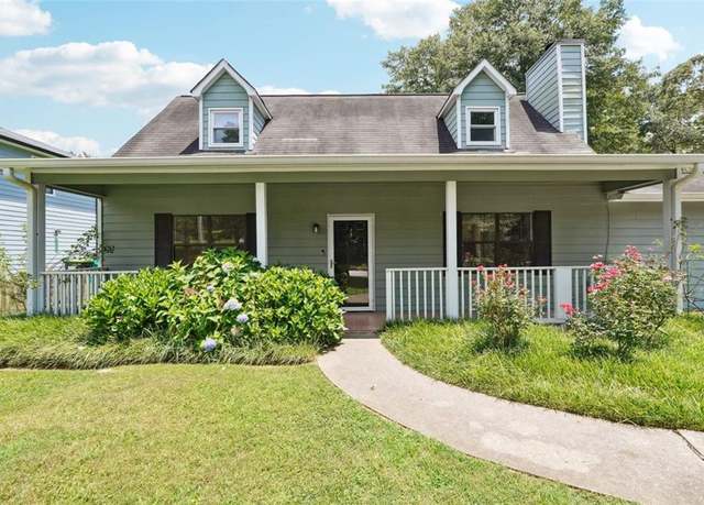 Property at 2203 Greenridge Dr SW, Marietta, GA 30008, 3 beds, 2 baths