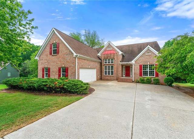Property at 8770 Amberfield Dr, Gainesville, GA 30506, 4 beds, 2 baths