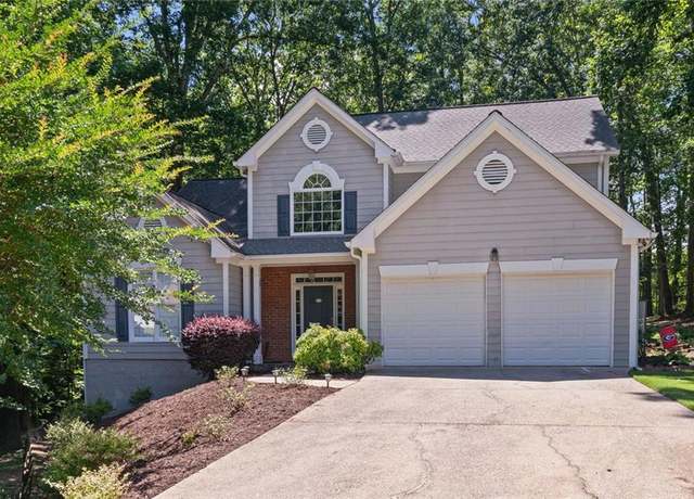 Property at 9720 Laguna PL Pl, Gainesville, GA 30506, 3 beds, 2.5 baths