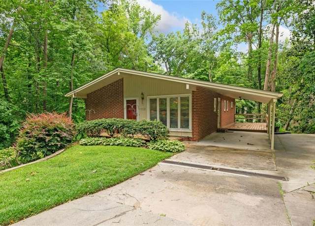 Property at 1103 Lee Cir NE, Atlanta, GA 30324, 3 beds, 2 baths