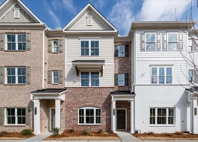 Property at 4822 Floydwood Ln, Mableton, GA 30126, 3 beds, 3.5 baths