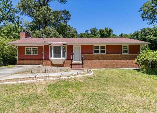 Property at 128 Mountain View Dr, Gainesville, GA 30501, 3 beds, 2 baths