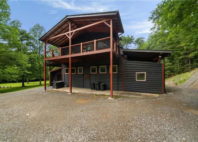 Property at 110 Old Indian Trl, Blue Ridge, GA 30513, 3 beds, 3 baths