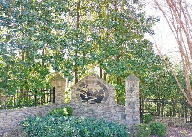 Property at 8555 Woodland Brooke Trl, Cumming, GA 30028
