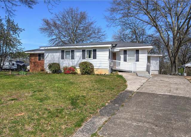 Property at 3020 Rome Hwy, Aragon, GA 30104, 4 beds, 2 baths
