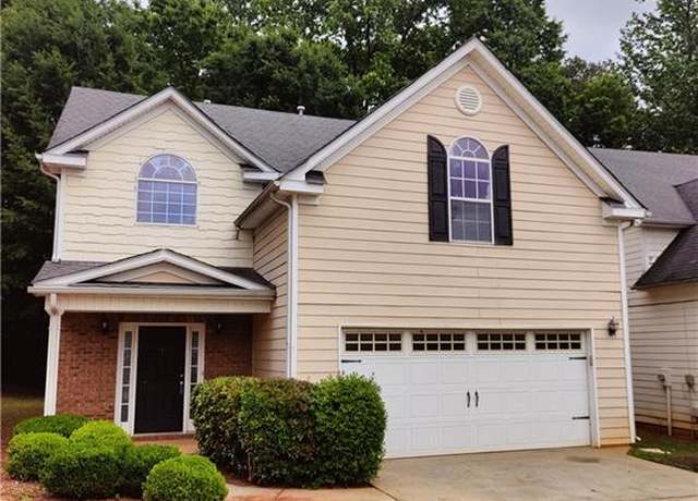 Property at 45 Churchill Park Dr, Newnan, GA 30263, 4 beds, 2.5 baths
