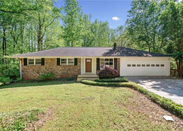 Property at 1131 Mayfield Dr, Decatur, GA 30033, 4 beds, 3 baths