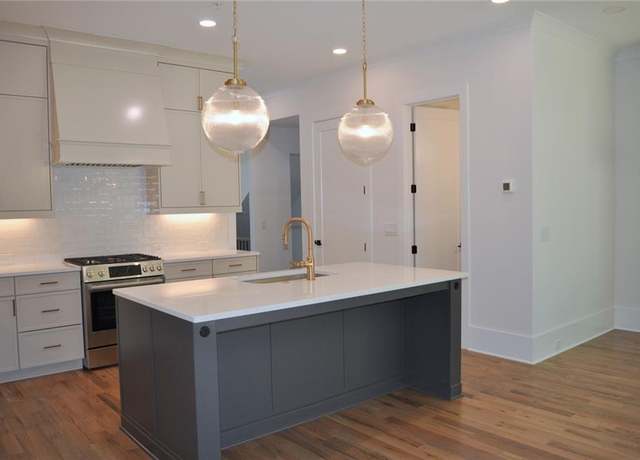 Property at 289 White St #3, Marietta, GA 30060, 3 beds, 4.5 baths