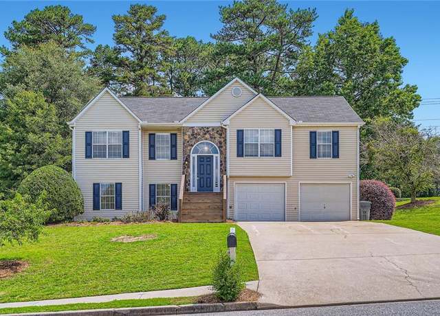 Property at 3290 Spincaster Way, Loganville, GA 30052, 4 beds, 3 baths