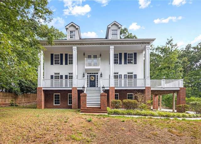 Property at 509 Arnold Rd, Lawrenceville, GA 30044, 4 beds, 3.5 baths
