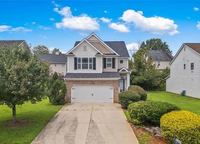 Property at 8133 Brookbend Dr, Douglasville, GA 30134, 3 beds, 2.5 baths