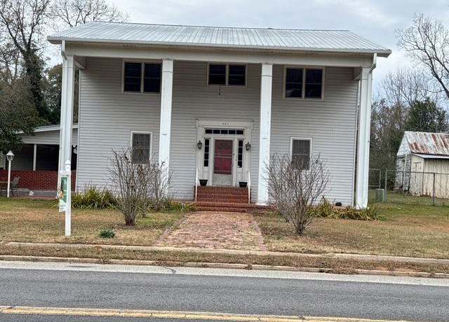 Property at 421 Lagrange St, Greenville, GA 30222, 5 beds, 3 baths