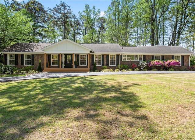Property at 629 Concord Rd SW, Smyrna, GA 30082, 5 beds, 3 baths